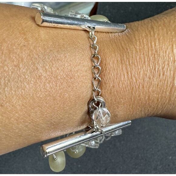 -BRACELET AVON Clear White and Frosted Beaded Multi-strand Bracelet - Picture 7 of 10